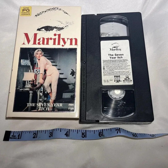 The Seven Year Itch-Marilyn Monroe VHS 1987 Release Collectors Edition C… - Picture 3 of 8